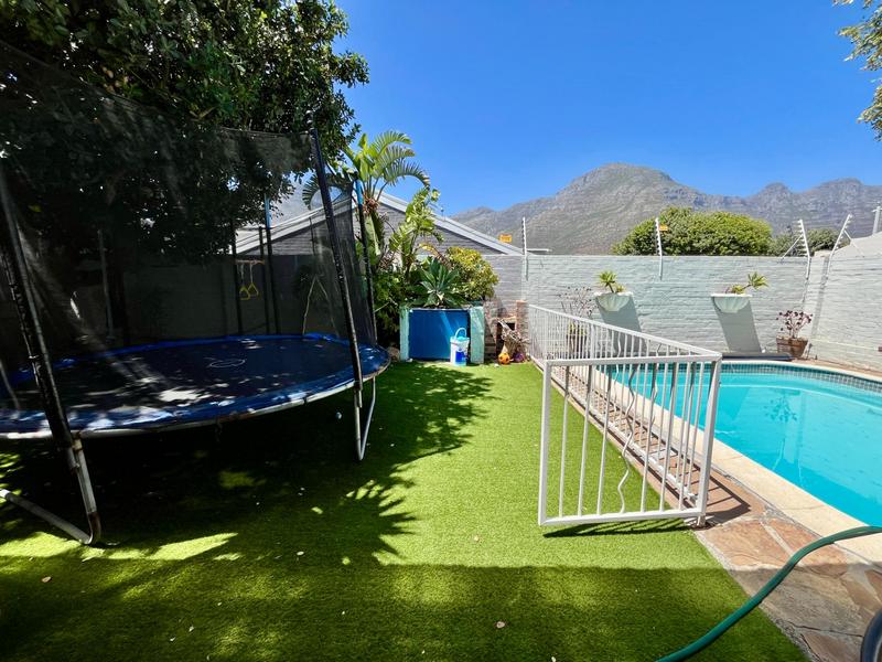 3 Bedroom Property for Sale in Hout Bay Western Cape